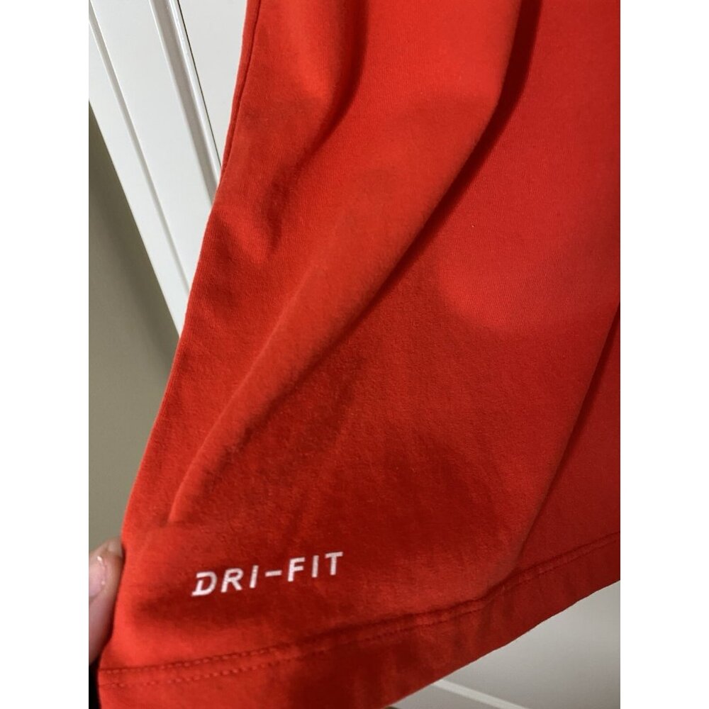 Nike Just Do It Tee Mens M Red Black White Swoosh Basketball Graphic T-Shirt - Picture 6 of 6